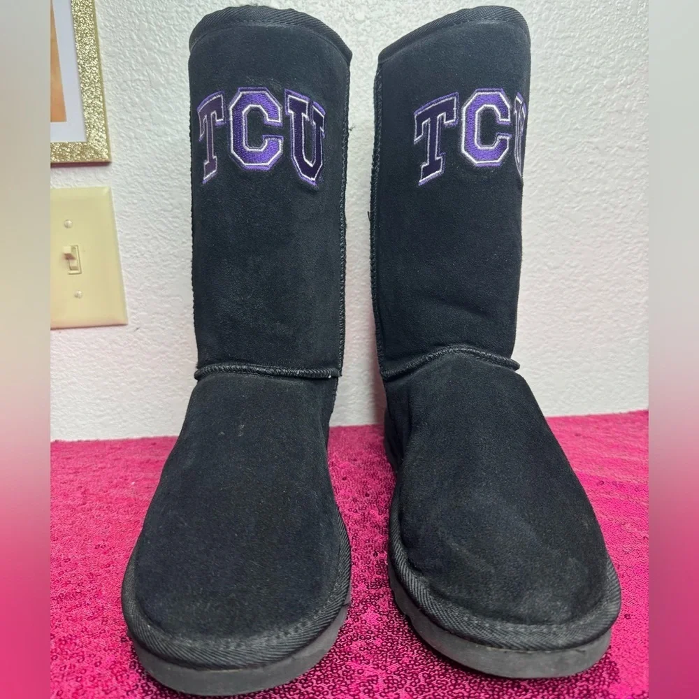 TCU 💜 Women’s Black Suede UGG-Style Calf-High, Faux Fur Boots (Size 9)